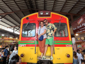 Maeklong Railway Market