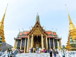 Temple of the Emerald Buddha (Wat Phra Kaew)