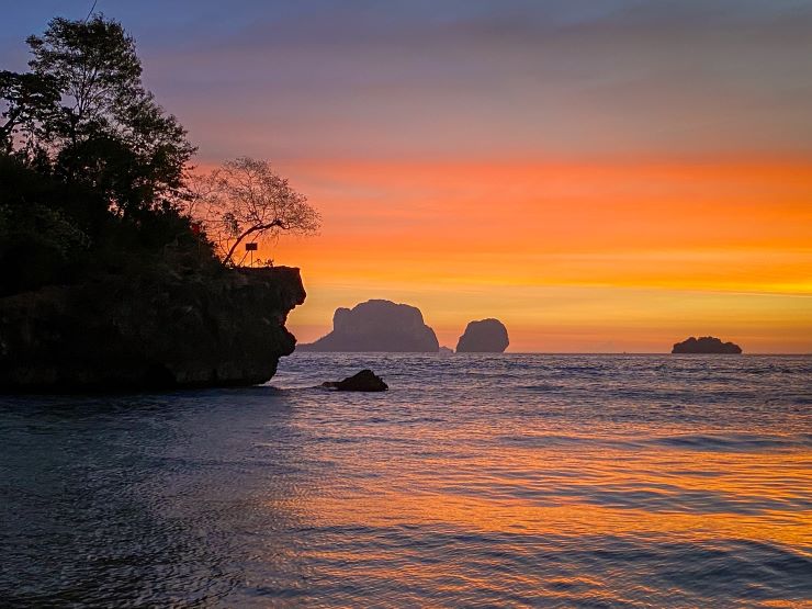 7 Islands Sunset Escape by Long Tail Boat: Krabi