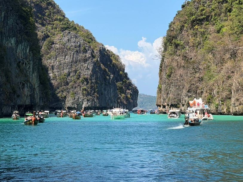 Exclusive Phi Phi & Bamboo Island Adventure by Premium Speed Boat