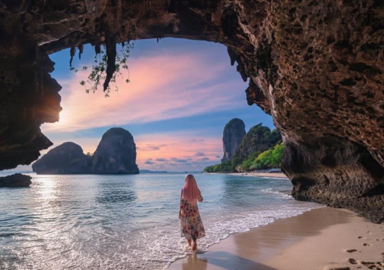 Railay Beach Golden Sunset Long Tail Boat Tour