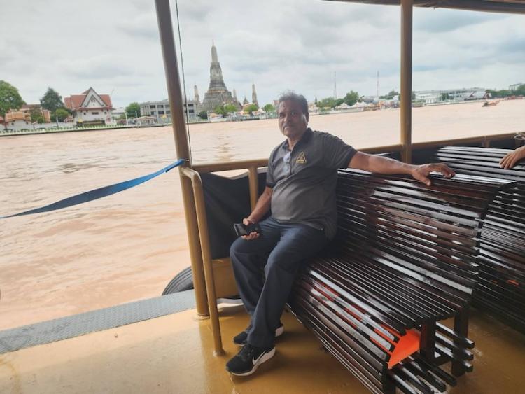 Private Bangkok City Tour Full Day with Grand Palace Wonders