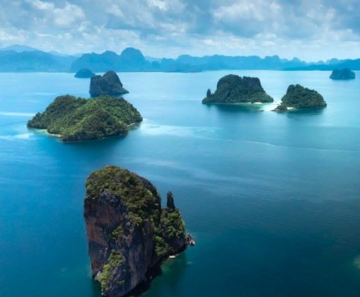 Krabi Hong Island Sunrise Escape – Speedboat Island Hopping, Beach Breakfast & Lunch